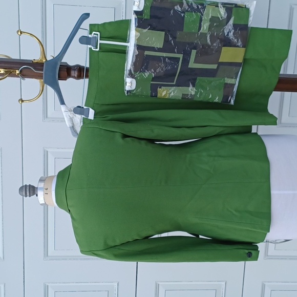 Morgan Miller NWT VINTAGE Suit and scarf - Picture 3 of 5